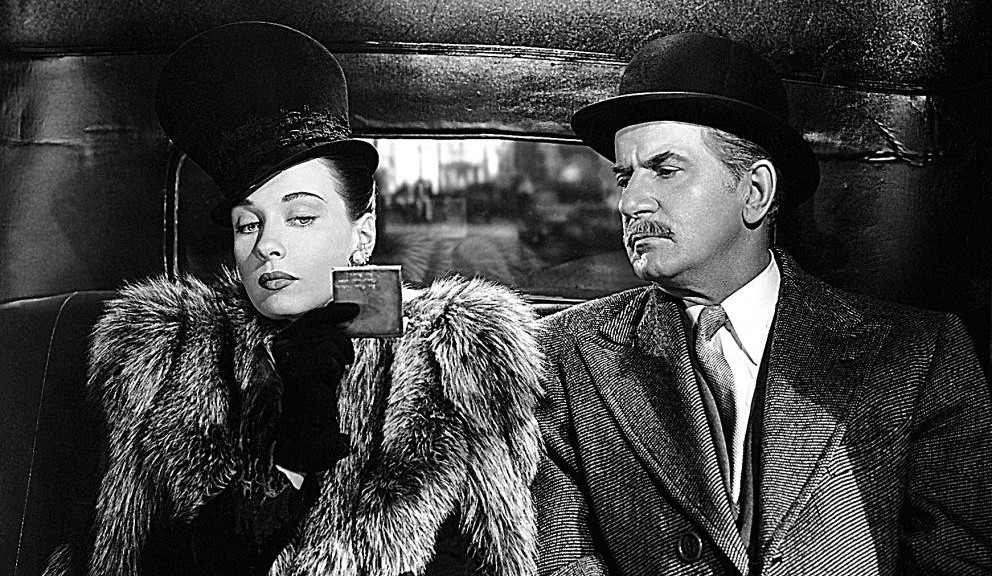 Sherlock Holmes: Vestida para un asesinato